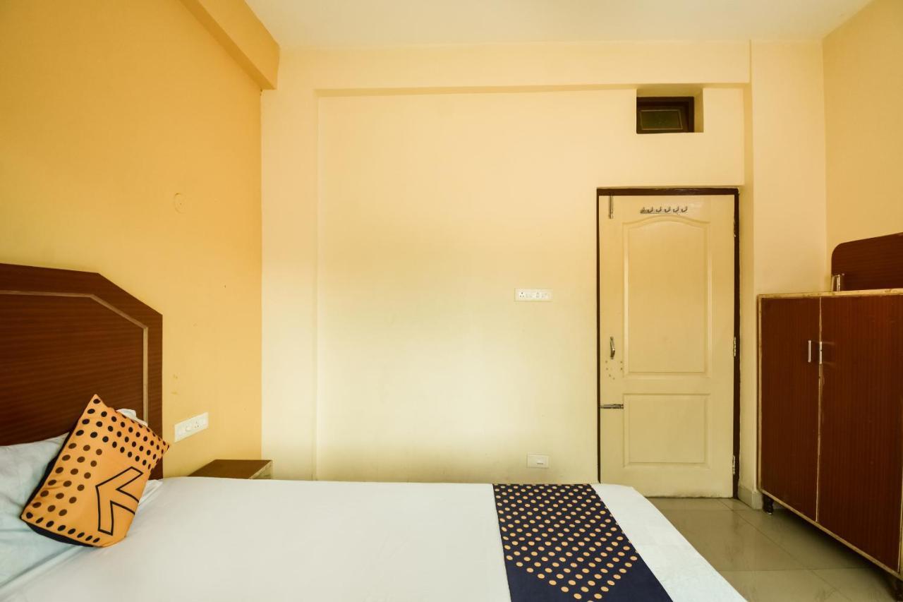 Spot On 74793 Hotel Sai Sudha Puri Exterior foto